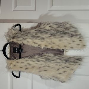 Me Jane faux fur vest